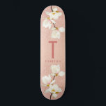 Moderne roze girale monogram gepersonaliseerd magn persoonlijk skateboard<br><div class="desc">Moderne roze girale glittermonogram gepersonaliseerd op magnolia floral minimum stypografie.</div>