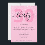Moderne roze glitter legant script 30th Birthday Kaart<br><div class="desc">Moderne Pastel Pink Glitter 30th Birthday Invitation. Minimalistisch ontwerp voor de sjabloon van de 30e verjaardagsuitnodiging met elegante kalligrafie handgeschreven scriptlettertype.</div>