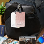 Moderne roze glitter Sparkles Persoonlijk Bagagelabel<br><div class="desc">Introductie van onze Modern Pink Glitter Sparkles gepersonaliseerde naam product, exclusief verkrijgbaar op Zazzle! Maak een stijlvolle en gepersonaliseerde statement met dit prachtige ontwerp dat de charme van roze glitter combineert met een moderne touch. Of je nu op zoek bent naar een cadeau of een speciale traktatie voor jezelf, dit...</div>