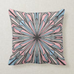 Moderne roze grijze meetkundige Abstracte ventilat Kussen<br><div class="desc">Dit moderne en unieke geometrische ontwerp is perfect voor het hedendaagse individu. Het heeft een handgetekende abstracte geo-bloem. Het elegante kleurenschema omvat leigrijs, pastelblauw, roze en geel met een zwarte omtrek. Het is cool, trendy en stijlvol! ***BELANGRIJKE ONTWERPOPMERKING: Voor elk aangepast ontwerpverzoek, zoals bijpassende productaanvragen, kleurwijzigingen, plaatsingswijzigingen of een ander...</div>