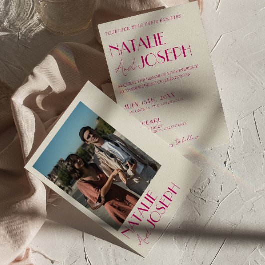 Moderne roze grillige Franse retro foto bruiloft Kaart