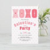 Moderne roze LIEFDE harten Galentines Day party Kaart (Staand voorkant)