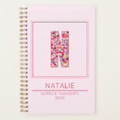 Moderne Roze Monogram Naam Letter N Planner (Voorkant)
