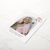 Moderne roze pleister Afstudeerder Echte Roos Gold Folie Uitnodiging (Gedraaid)