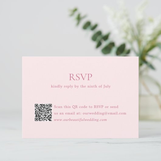 Moderne Roze QR Code Elegante bruiloft RSVP Kaartje (Staand voorkant)