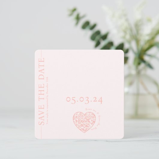 Moderne Roze QR code hart Bruiloft Save the Date (Staand voorkant)