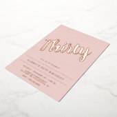 Moderne roze roze roze roodbruin 30e verjaardag folie uitnodiging (Gedraaid)