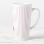 Moderne roze striped Elegant Typografie Monogramed Latte Mok (Rechts)