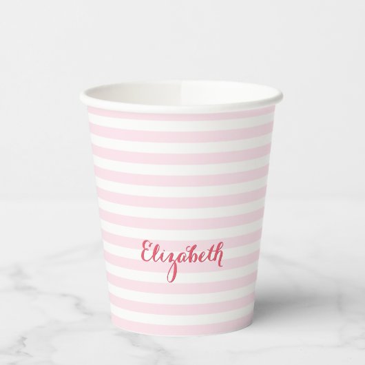 Moderne roze stripes Elegant Monogrammed Typografi Papieren Bekers (Links)