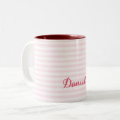 Moderne roze stripes Elegant Monogrammed Typografi Tweekleurige Koffiemok (Voorkant links)