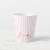 Moderne roze stripes Elegant Typografie Aangepaste Latte Mok (Voorkant)