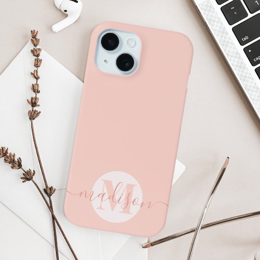Moderne Roze Vrouwelijke Script Monogram iPhone 15 Case