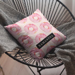 Moderne roze Waterverf doneert patroon met naam Buitenkussen<br><div class="desc">Moderne roze Waterverf doneert patroon met naam</div>