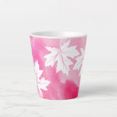Moderne roze waterverf en witte esdoornbladeren latte mok (Voorkant)