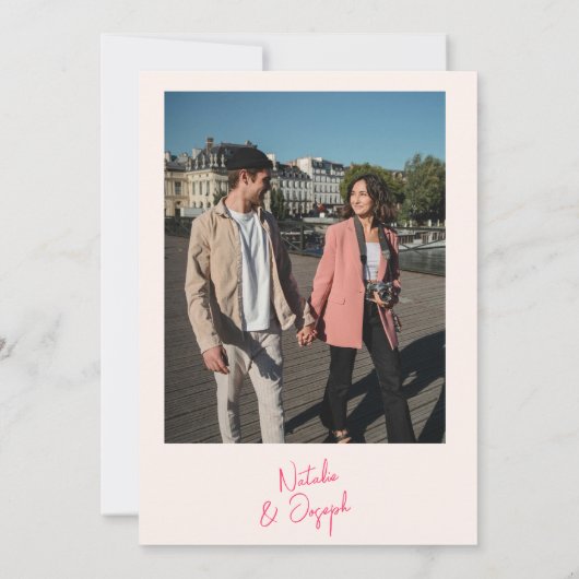 Moderne Roze Whimsical Heldere Retro Foto Bruiloft Kaart (Achterkant)