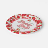 Moderne Roze Witte Aardbei Verjaardag Berry Eerste Papieren Bordje (Gekanteld)