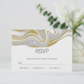 Moderne RSVP-Kaart voor marmer en gouden bruiloft RSVP Kaartje (Staand voorkant)