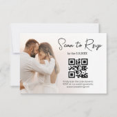 Moderne RSVP QR code minimalistische bruiloft foto Aankondiging (Voorkant)