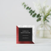 Moderne Ruby Rood Geborsteld Folie Wit Marmer Zwar Vierkante Visitekaartje (Staand voorkant)
