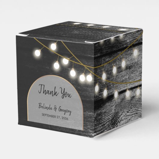 Moderne Rustic Black Wood Gold Lights Bigding Bedankdoosjes (Voorkant Zijde)