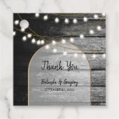 Moderne Rustic Black Wood Gold Lights Bigding Bedankjes Labels (Voorkant)