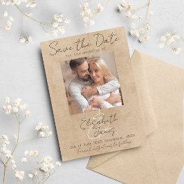 Moderne Rustic Elegant Script White Grey Voeg Foto Save The Date