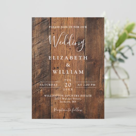 Moderne rustieke schuur hout bruiloft QR-code Kaart (Staand voorkant)