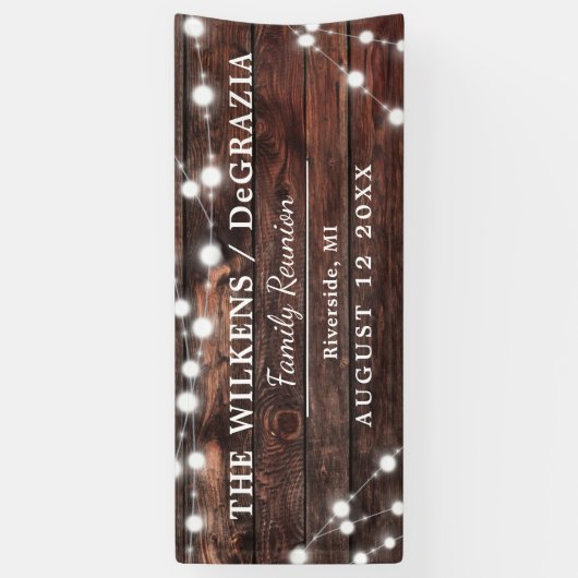 Moderne rustieke string lichten hout familie reüni spandoek (Verticaal)