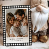 Moderne rustieke vrolijke kerstbuffel afgespeeld f feestdagenkaart