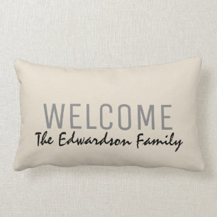 Moderne rustige en welkome monogram kussen