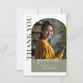 Moderne Sage Green Arch Foto Afstuderen Bedankkaart (Voorkant)