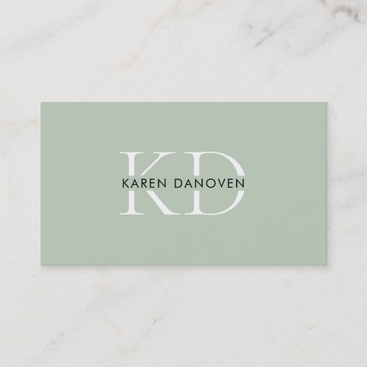 Moderne Sage-Green Monogram Aangepaste Foto Visitekaartje (Voorkant)