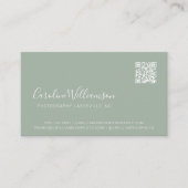 Moderne Sage Green Script Photo QR Code Trendy Visitekaartje (Voorkant)