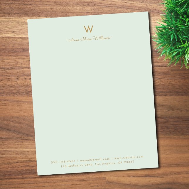 Moderne Saliegroen Gouden Script Monogram Briefhoofd (Creator heeft geüpload)