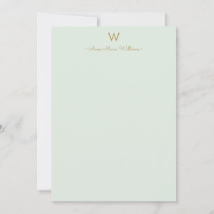 Moderne Saliegroen Gouden Script Monogram Notitiekaartje