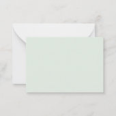 Moderne Saliegroen Gouden Script Monogram Notitiekaartje (Achterkant)