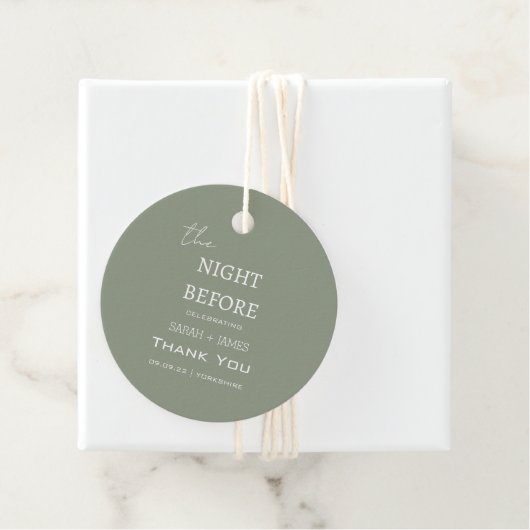 Moderne saliegroene avond voor de bruiloft bedankjes labels (In situ)