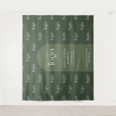 Moderne saliegroene boho-logo stap-voor-stap evene wandkleed (Voorkant)