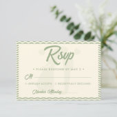 Moderne saliegroene golvende streep QR-code bruilo RSVP Kaartje (Staand voorkant)