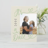 Moderne saliegroene hartendief bruiloft save the date (Staand voorkant)