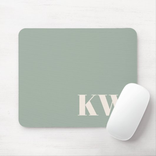 Moderne Saliegroene Monogram Beginletters Geperson Muismat (Met muis)