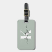 Moderne Saliegroene Script Monogram Bagagelabel (Voorkant verticaal)