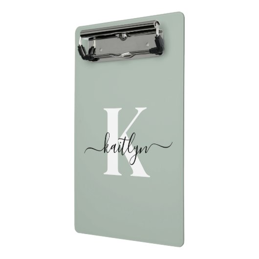 Moderne saliegroene script monogram mini klembord (Angled2)