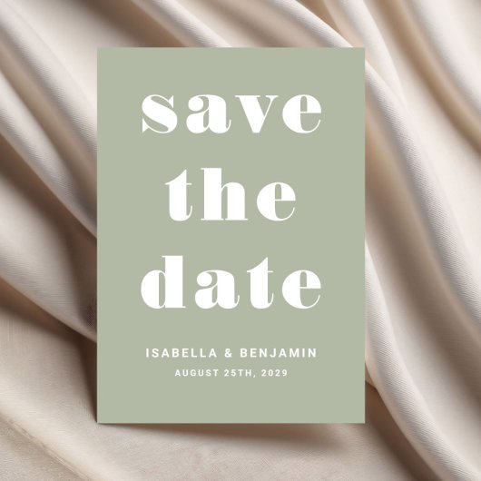 Moderne saliegroene typografie bruiloft save the date