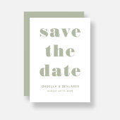 Moderne saliegroene typografie trouwdag save the date