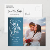 Moderne Save the Date Elegante Witte Script Foto Aankondigingskaart (Voorkant / Achterkant)