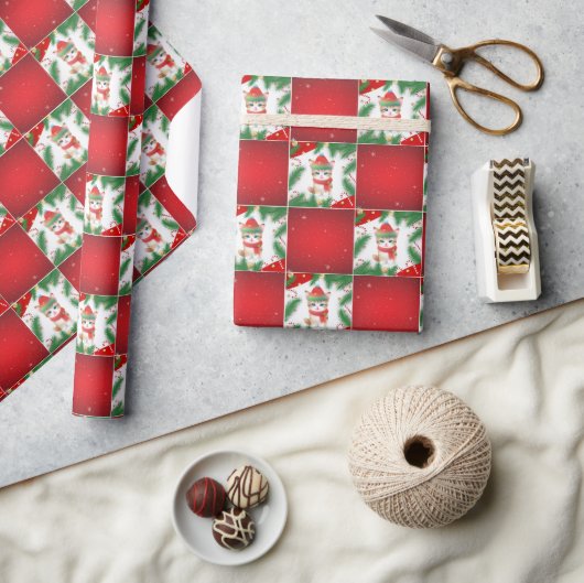 Moderne Schattigee kat Santa Xmas Holly checker Pa Cadeaupapier (Crafts)