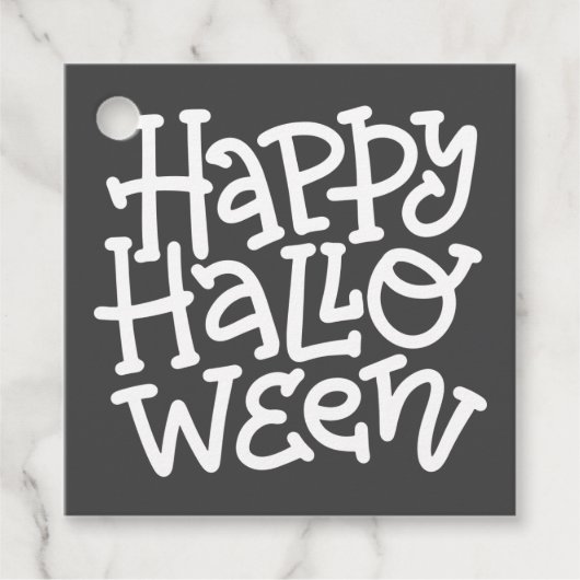 Moderne Schattigee Typografie Witte schedel Happy  Bedankjes Labels (Voorkant)