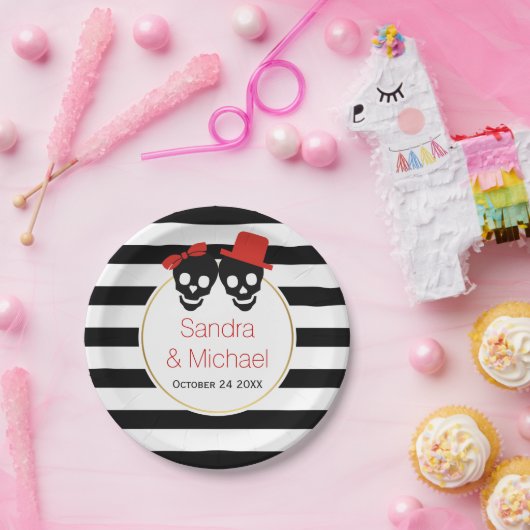 Moderne schedels en strepen rood Halloween bruilof Papieren Bordje (Feest)