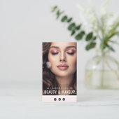 moderne schoonheid en make-upsalon visitekaartje (Staand voorkant)